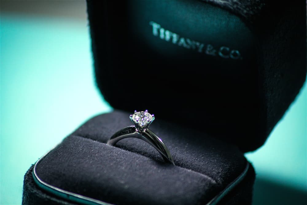 How to Choose a Wedding Band for Your Engagement Ring | Tiffany & Co.