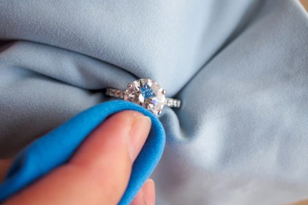 14 Tips to Clean & Care an Engagement Ring