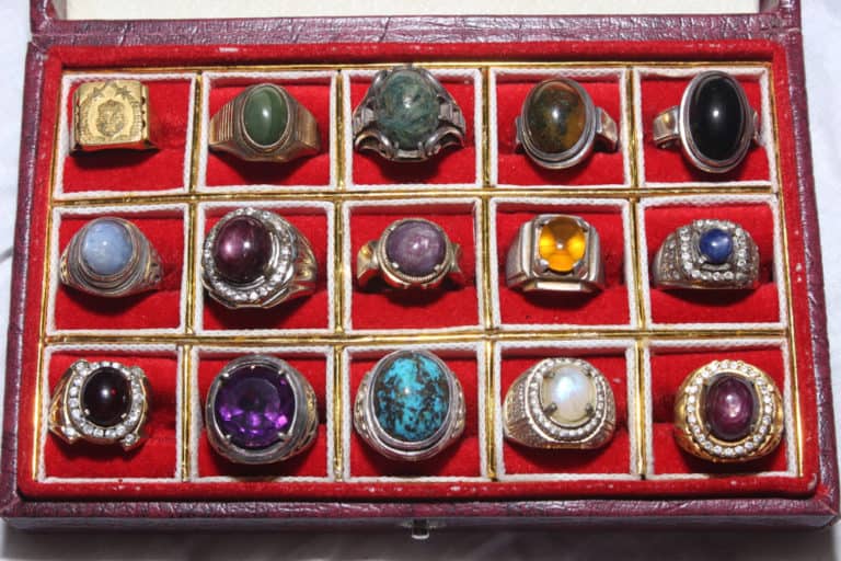 15 Common Types of Stones for Rings