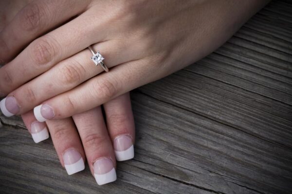 15 Tips to Buy Princess Cut Engagement Rings