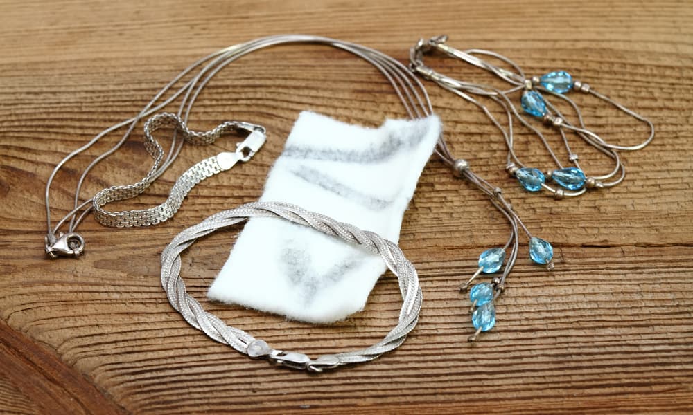 6 Ways to Clean Sterling Silver Chain