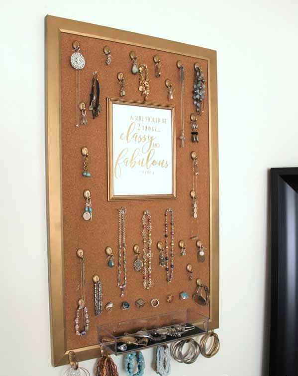 DIY Jewelry Organizer – Artsy Chicks Rule
