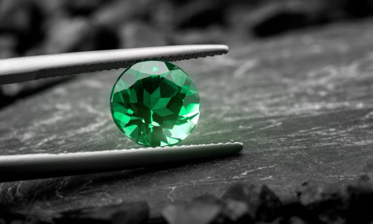 Emerald vs. Diamond: What’s the Difference?