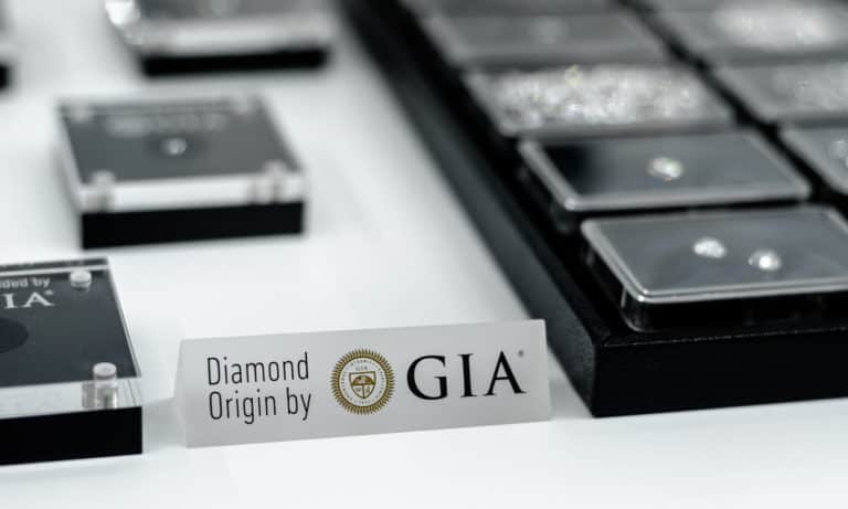 What Is a GIA Certified Diamond? (Complete Graded Process)