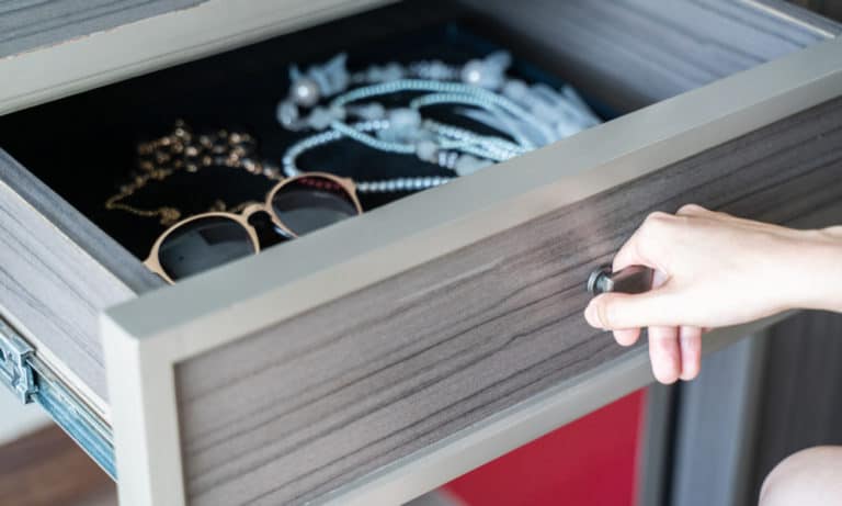 27 Homemade Jewelry Cabinet Plans You Can DIY Easily