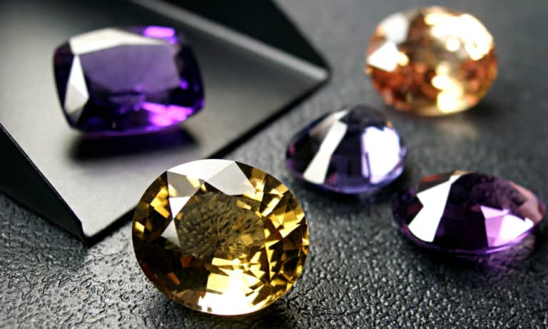 5 Easy Steps to Cut Gemstones
