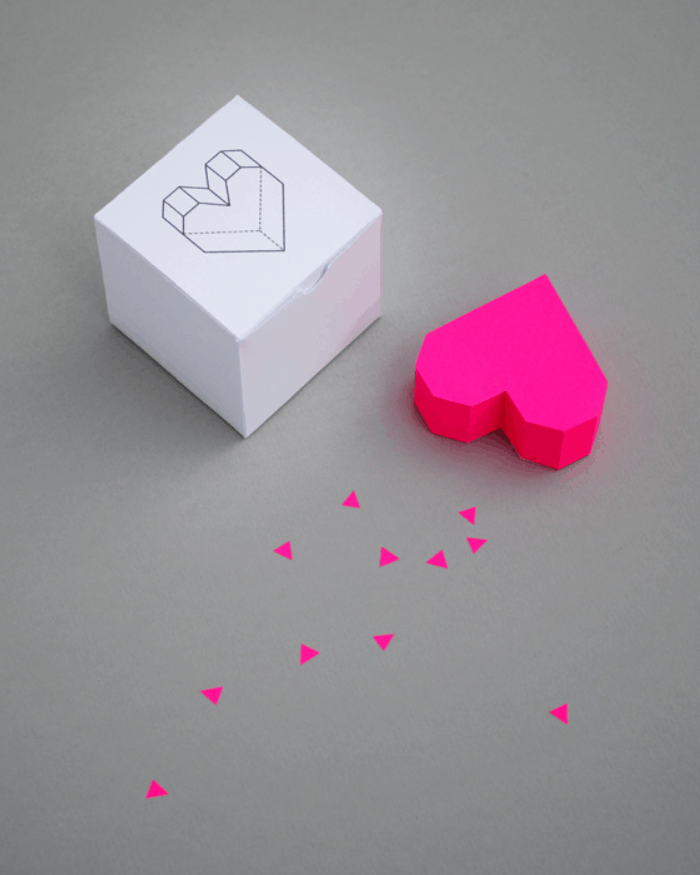 Boxed Geometric Heart – MINI ECO