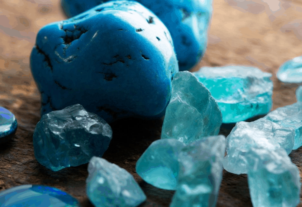 7 Tips to Identify Gemstones In the Rough
