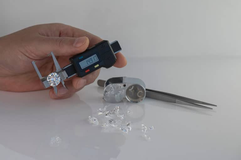 How To Measure A Diamond? (Girdle, Table, Total Depth, Crown height & Angle, Pavillion)