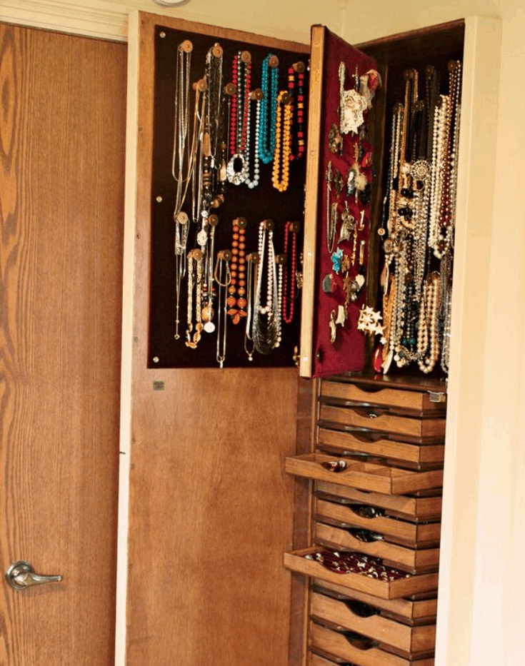 Reader Project Built-In Jewelry Cabinet – The Family Handyman