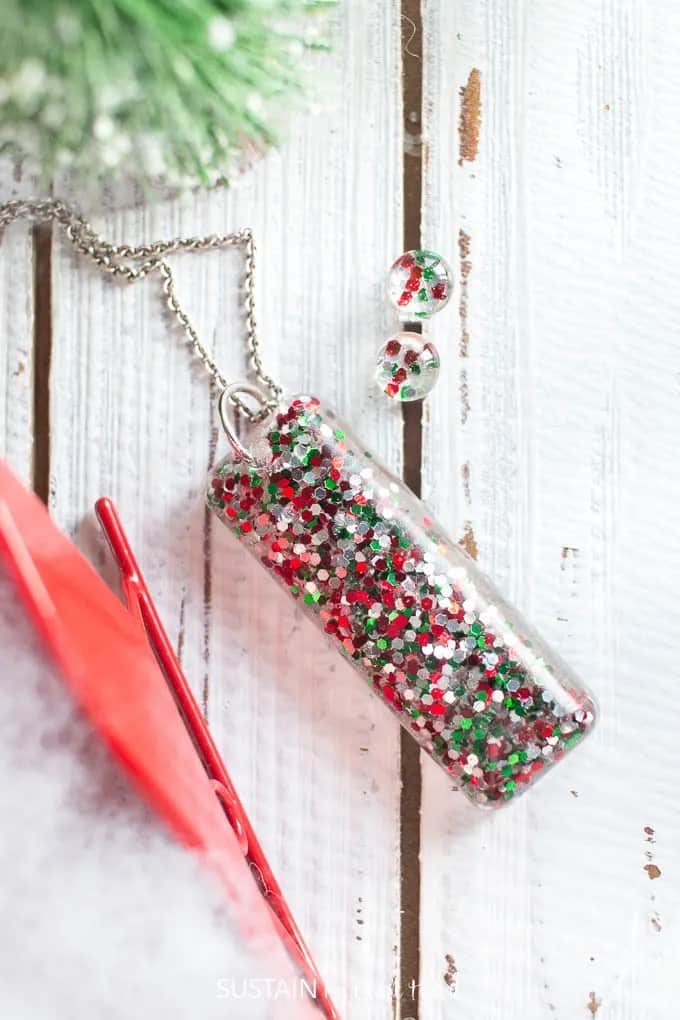 Resin Christmas Earrings – Sustain My Craft Habit