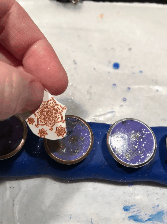 Resin Jewelry Making Beginner - What You Must Know