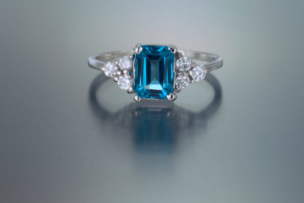 What is a Diamond Accent? Things You Need to Know