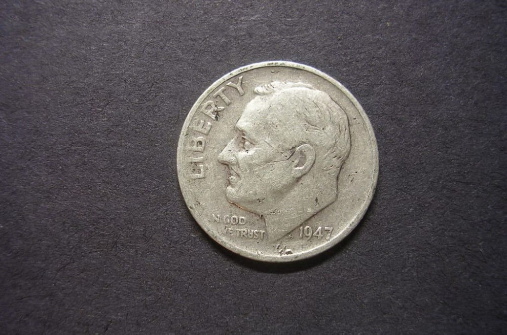 Nice 1947-S Silver Roosevelt Dime in Average Circulated Condition   DUTCH 